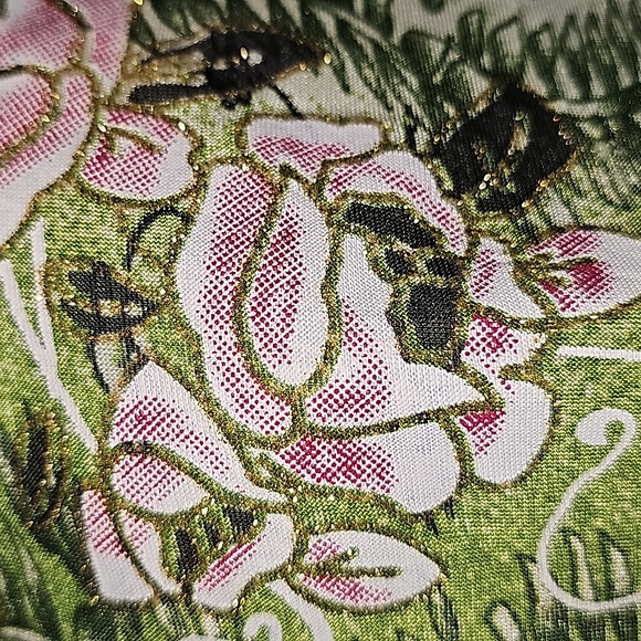 Shuangjie Ice Silk Top - Picture 4 of 10